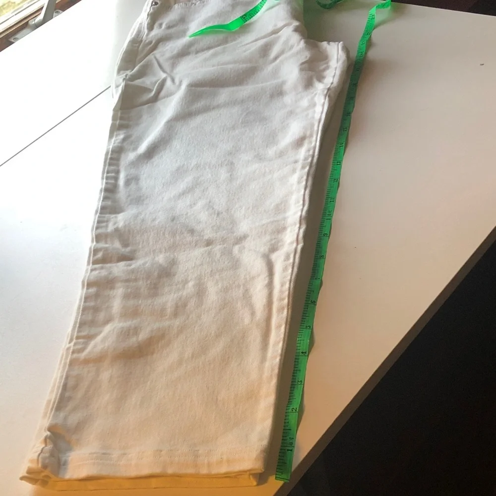 Gloria Vanderbilt Off-White Straight Leg Jeans - Picture 6 of 6